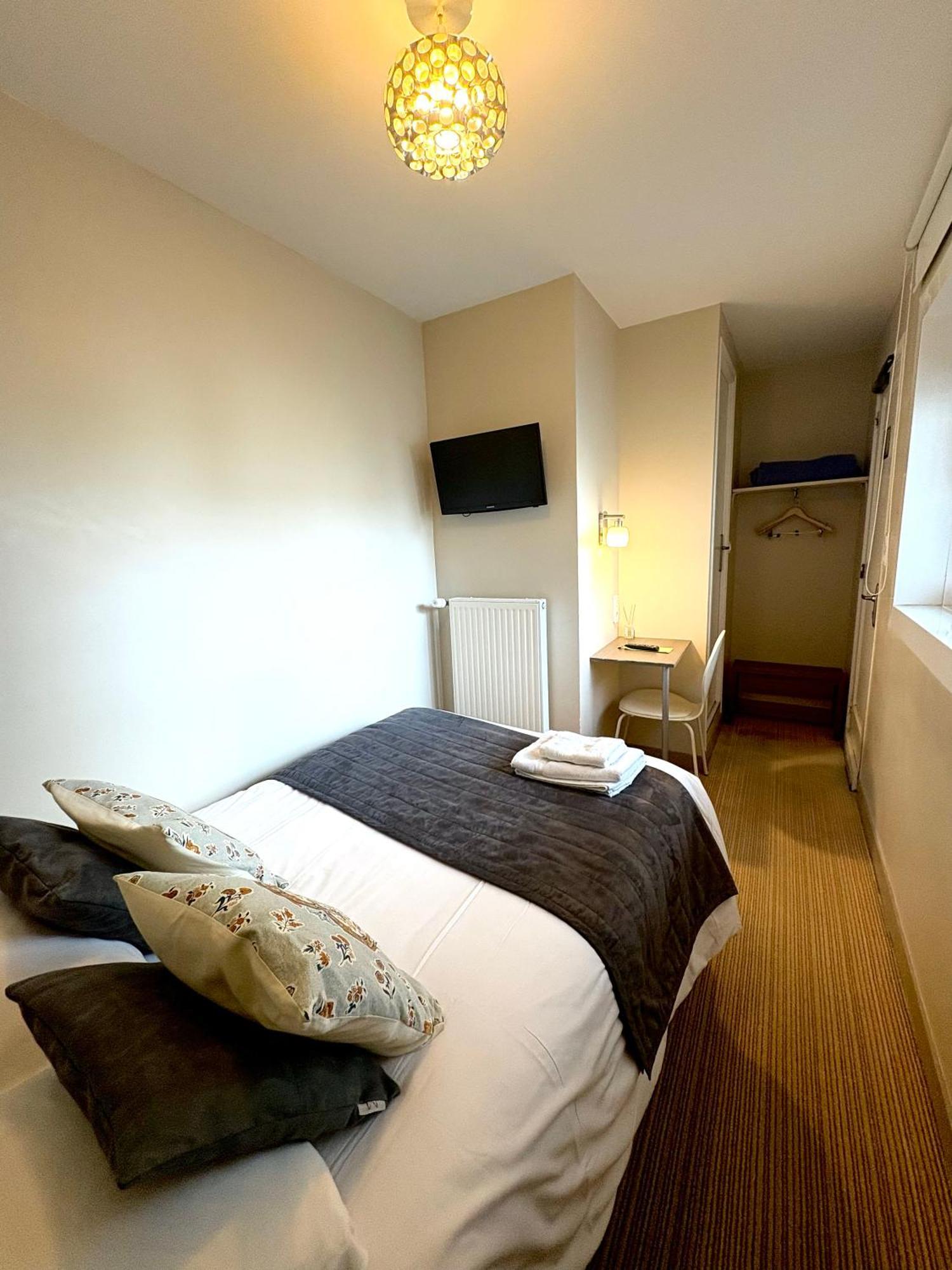 Hotel Moderna Cherbourg-en-Cotentin Exterior photo